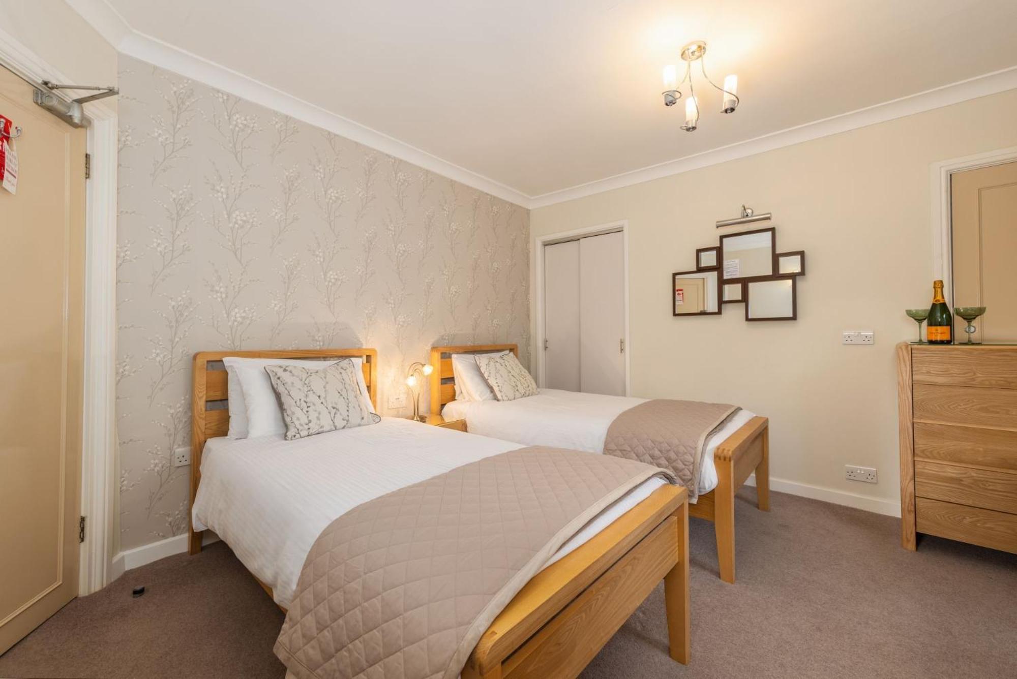 Thornbank House Offering Breakfast And With The Use Of Free Local Health Club Hotel Windermere Exterior photo